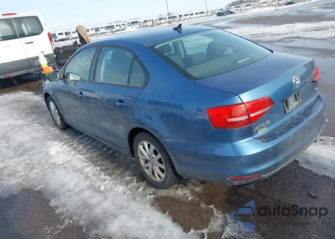 2015 Volkswagen Jetta 1.8T Se z USA, uszkodzony, nr VIN 3VWD17AJ3FM320236